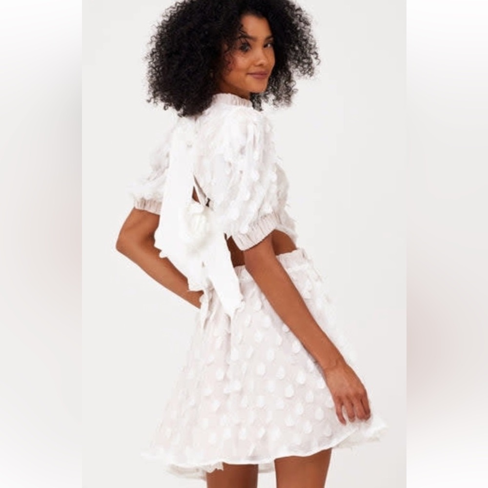 ELLIATT Malleny Dress - Picture 2 of 3